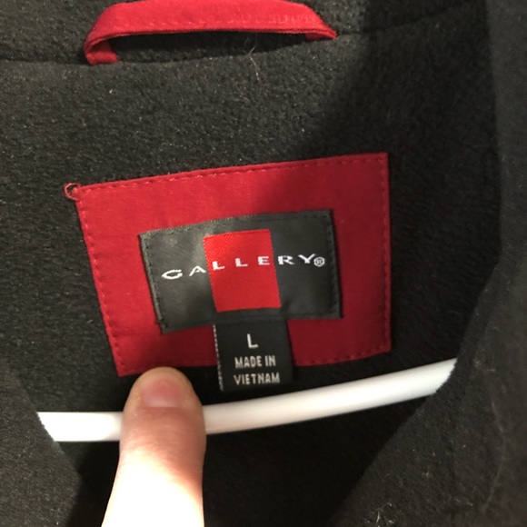 Gallery Women’s Red lined winter coat - Picture 5 of 5